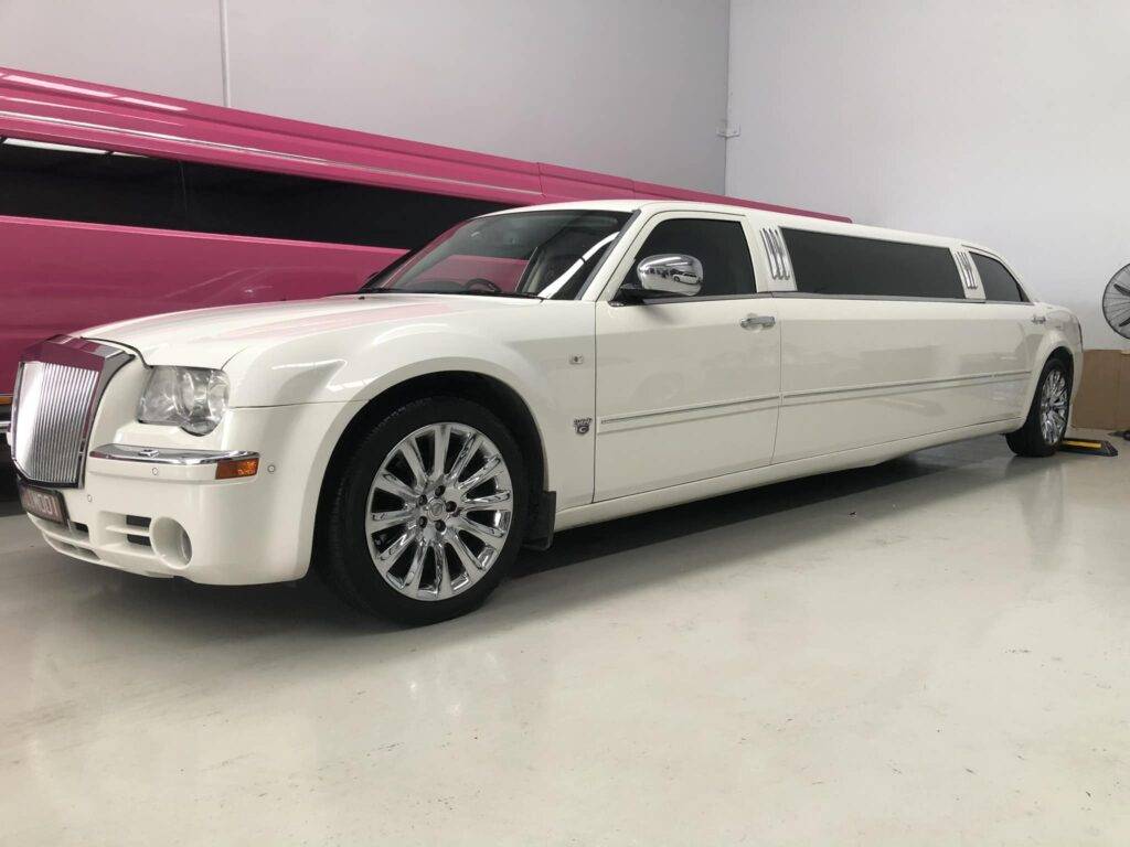 Make an online enquiry, Gallery, Contact, limousines in paradise, Services, Gold Coast Airport Special Rate, 10 Seater Disco Chrysler, 4 Seater Chrysler Convertible, Corporate Limo Hire, Family Tours, Hens Bucks Nightlife, School Formals, Wedding Car Hire, Winery Tour Transfers, Concerts & Sports, online quote, limo transfer, hire a limo, hire a stretch limo, stretch limo rates, stretch limo prices, limo hire gold coast, limo hire brisbane, limousine hire gold coast, limousine hire brisbane, gold coast limo hire, brisbane limo hire, party bus hire, hire party bus, airport transfer, school formal transfer, wedding transfer, chauffeur hire, Fleet, Gold Coast Limousine Hire