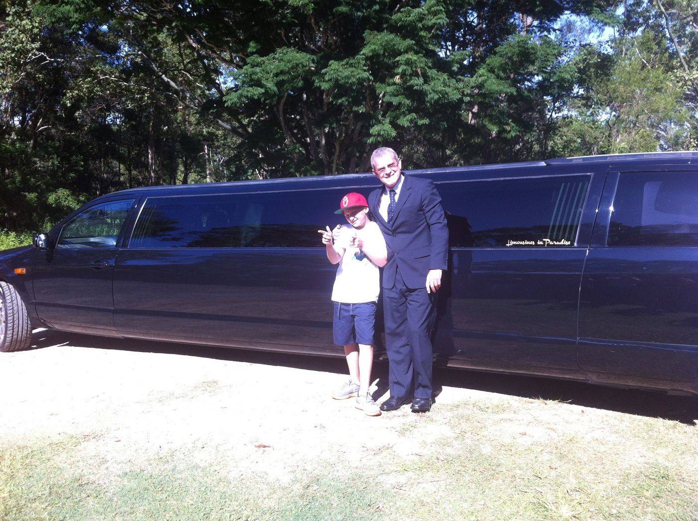 surfersparadiselimohire16 Limousines in Paradise